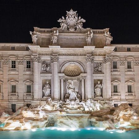 Heart Palace Fontana Di Trevi โรม ภายนอก รูปภาพ